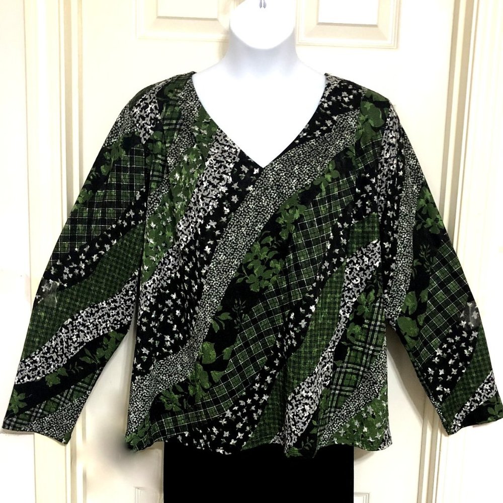 Michael Kors Top in a Gorgeous Diagonal Print